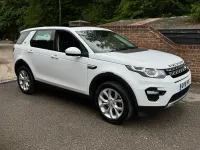 Used Land Rover Discovery 5 HSE 300 HP (220 kW) 2018 White SUV