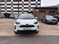 Used Toyota Yaris 91 HP (66 kW) 2024 White Hatchback