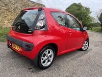 Używany Citroën C1 68 KM (50 kW) 2014 Czerwony Hatchback