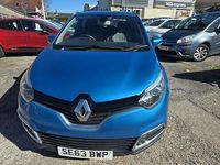 Used Renault Captur Dynamique 90 HP (66 kW) 2014 Blue SUV