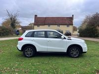 Used Suzuki Vitara SZ4 2018 White Hatchback