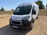 Used Peugeot Boxer Premium 140 HP (102 kW) 2023 White Van