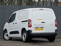 Begagnad Peugeot Partner 131 HK (96 kW) 2026 Vit Minibuss