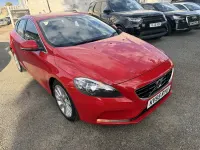 Used Volvo V40 SE 120 HP (88 kW) 2015 Red Hatchback