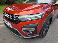 Used Dacia Jogger Extreme 110 HP (80 kW) 2024 Brown MPV