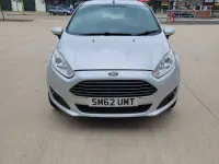 Used Ford Fiesta Zetec 80 HP (58 kW) 2013 Silver Hatchback