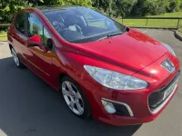 Second-hand Peugeot 308 Allure 156 CP (114 kW) 2011 Roșu Hatchback