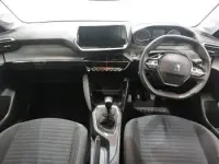 Used Peugeot 208 Active+ 100 HP (73 kW) 2023 Yellow Hatchback