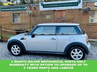 Begagnad Mini ONE Hatch 95 HK (69 kW) 2007 Silver Halvkombi