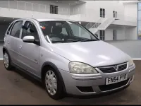 Używany Vauxhall Corsa Design Edition 2004 Srebrny Hatchback