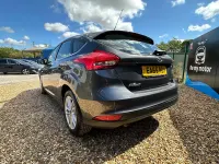 Used Ford Focus Zetec 98 HP (72 kW) 2015 Grey Hatchback
