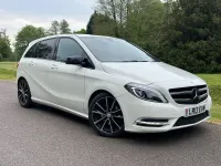 Used Mercedes B180 2013 White Hatchback