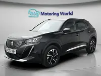 Begagnad Peugeot 2008 Allure+ 131 HK (96 kW) 2023 Svart SUV
