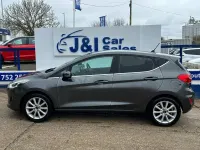 Used Ford Fiesta Titanium 125 HP (91 kW) 2017 Grey Hatchback