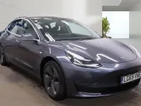 Używany Tesla Model 3 11 kW (15 KM) 2019 Sedan/Limuzyna