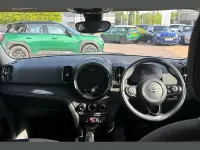 Usado Mini Cooper Countryman Classic 134 CV (98 kW) 2021 Negro SUV