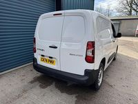 Used Citroën Berlingo 100 HP (73 kW) 2024 White MPV
