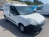 Used Vauxhall Combo 95 HP (69 kW) 2017 White MPV