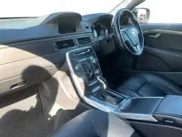 Usado Volvo XC70 SE Lux 215 CV (158 kW) 2014 Negro Familiar