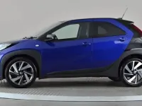 Used Toyota Aygo X 72 HP (52 kW) 2024 Blue SUV