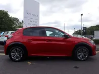 Used Peugeot e-208 Allure+ 100 kW (136 HP) 2022 Red Hatchback