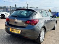 used Vauxhall Astra 1.6i 16V SE 5dr Auto