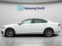 Begagnad VW Passat Advance 218 HK (160 kW) 2020 Vit Sedan