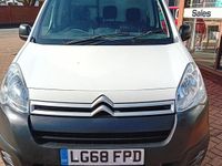 Used Citroën Berlingo 49 kW (67 HP) 2018 White MPV