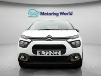 Używany Citroën C3 PureTech 2023 Biały Hatchback