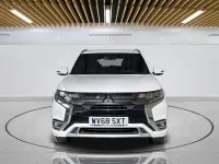 Used Mitsubishi Outlander P-HEV 209 HP (153 kW) 2018 White SUV
