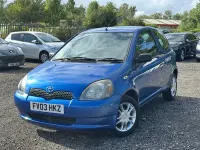 Used Toyota Yaris 2003 Blue Hatchback
