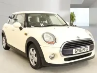 Used Mini Cooper D Hatch 116 HP (85 kW) 2016 White Hatchback
