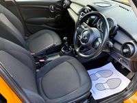 Used Mini ONE Hatch 102 HP (75 kW) 2014 Orange Hatchback