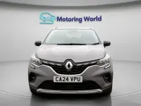 Second-hand Renault Captur Techno 143 CP (105 kW) 2024 Gri SUV