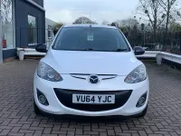 Używany Mazda 2 Edition 84 KM (61 kW) 2014 Biały Hatchback