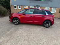 Used Citroën C4 Picasso Flair 2017 Red MPV