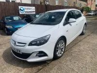 Used Vauxhall Astra 2015 White Hatchback