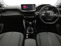 Used Peugeot 208 Allure 101 HP (74 kW) 2025 White Hatchback