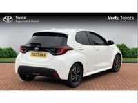 Used Toyota Yaris Hybrid Design 116 HP (85 kW) 2023 White Hatchback