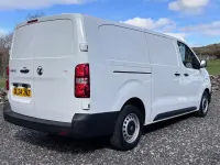 Used Vauxhall Vivaro 145 HP (106 kW) 2024 White MPV