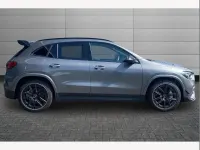 Usado Mercedes GLA35 AMG Premium Plus 301 HP (221 kW) 2025 Cinzento SUV