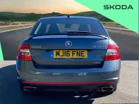 Usado Skoda Octavia vRS 220 HP (161 kW) 2016 Cinzento Carrinha