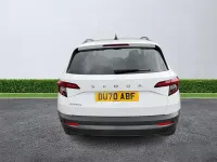 Usado Skoda Karoq SE 116 CV (85 kW) 2020 Blanco SUV