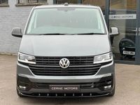 Begagnad VW Transporter Highline 150 HK (110 kW) 2024 Grå Van