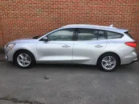 Begagnad Ford Focus Zetec 2020 Silver Kombi