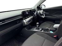 Used Hyundai Kona Advanced 117 HP (86 kW) 2023 White SUV