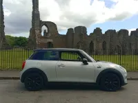 Used Mini Cooper D Hatch 116 HP (85 kW) 2015 Silver Hatchback
