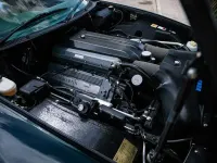 Used Aston Martin V8 550 HP (404 kW) 1998 Pentland green Coupe