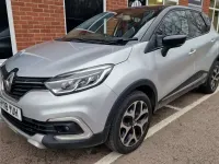 Używany Renault Captur Signature 2018 Czarny SUV