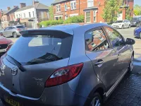 Begagnad Mazda 2 2010 Silver Halvkombi